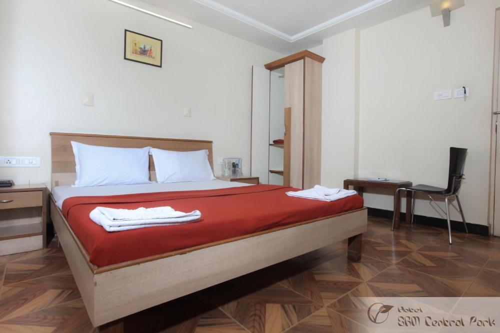 Hotel S R M Central Park เชนไน ภายนอก รูปภาพ